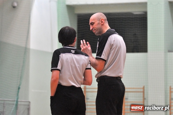 Zdjęcie w galerii na portalu naszraciborz.pl: Ofensywa musiała uznać wyższość GKS-u Tychy wiadomości z regionu