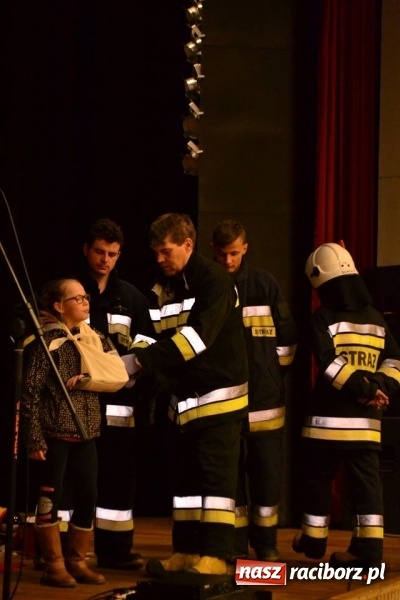 Zdjęcie w galerii na portalu naszraciborz.pl: Akcja Zima w Kuźni Kultury rozpoczęta - pierwszy dzień spędzono ze strażakami wiadomości z regionu