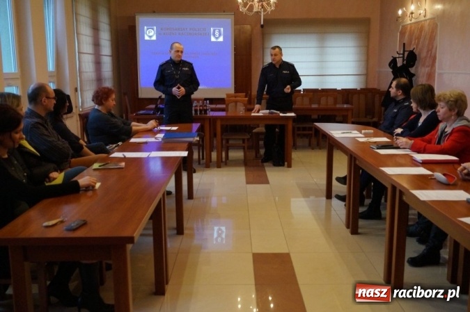 Zdjęcie w galerii na portalu naszraciborz.pl: W powiecie odbyły się kolejne debaty społeczne wiadomości z regionu