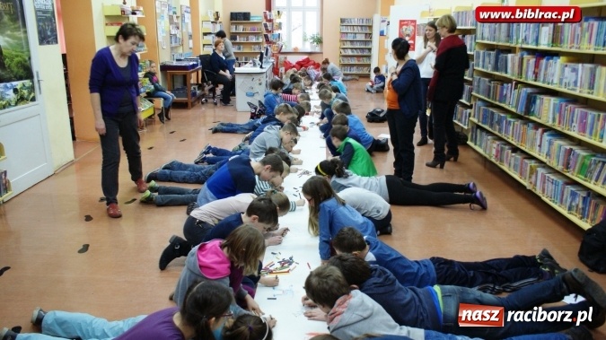 Zdjęcie w galerii na portalu naszraciborz.pl: Kryminalne zagadki Raciborza rozwikłane w bibliotece wiadomości z regionu