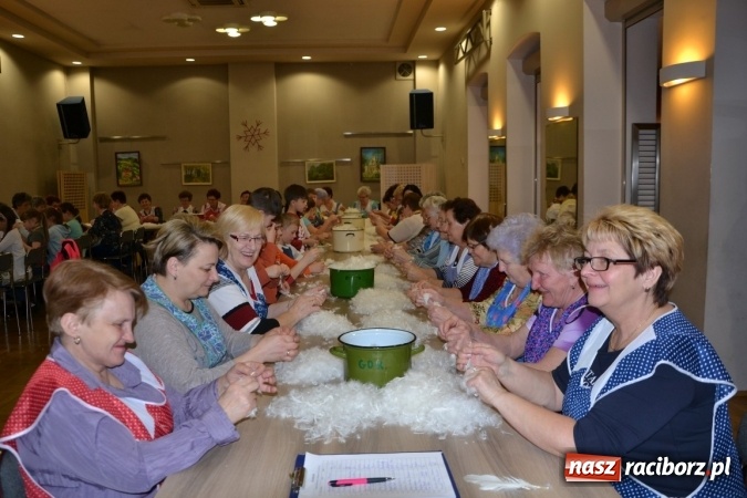 Zdjęcie w galerii na portalu naszraciborz.pl: W Tworkowie zaś furgało piyrze wiadomości z regionu