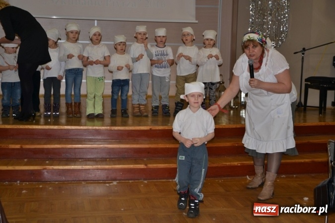 Zdjęcie w galerii na portalu naszraciborz.pl: W Tworkowie zaś furgało piyrze wiadomości z regionu