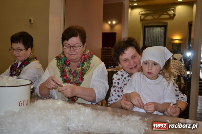 Zdjęcie w galerii na portalu naszraciborz.pl: W Tworkowie zaś furgało piyrze wiadomości z regionu