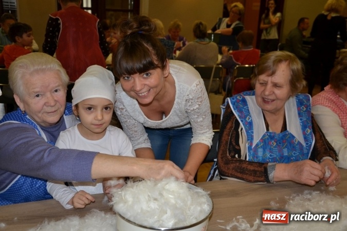 Zdjęcie w galerii na portalu naszraciborz.pl: W Tworkowie zaś furgało piyrze wiadomości z regionu
