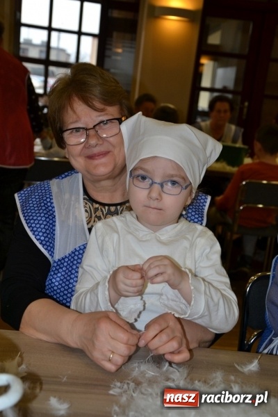 Zdjęcie w galerii na portalu naszraciborz.pl: W Tworkowie zaś furgało piyrze wiadomości z regionu