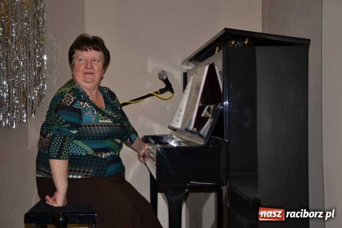 Zdjęcie w galerii na portalu naszraciborz.pl: W Tworkowie zaś furgało piyrze wiadomości z regionu