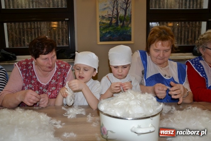 Zdjęcie w galerii na portalu naszraciborz.pl: W Tworkowie zaś furgało piyrze wiadomości z regionu