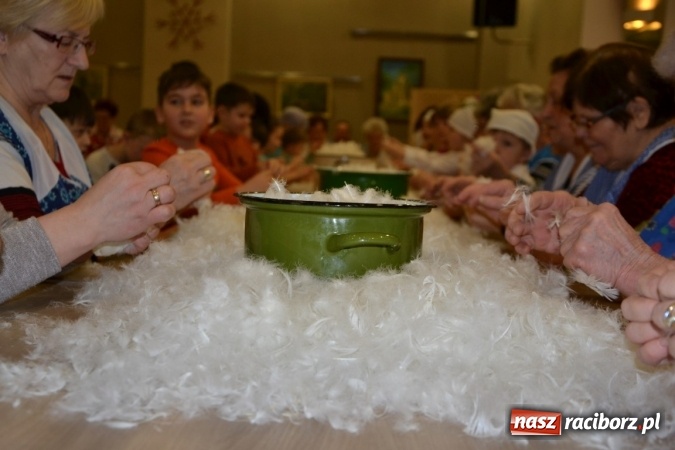 Zdjęcie w galerii na portalu naszraciborz.pl: W Tworkowie zaś furgało piyrze wiadomości z regionu