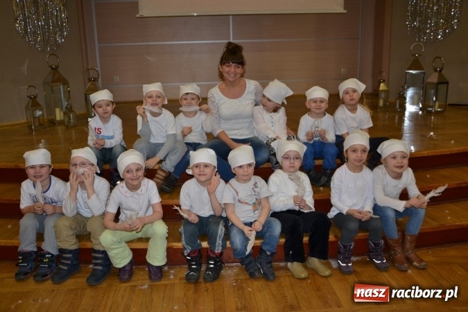 Zdjęcie w galerii na portalu naszraciborz.pl: W Tworkowie zaś furgało piyrze wiadomości z regionu