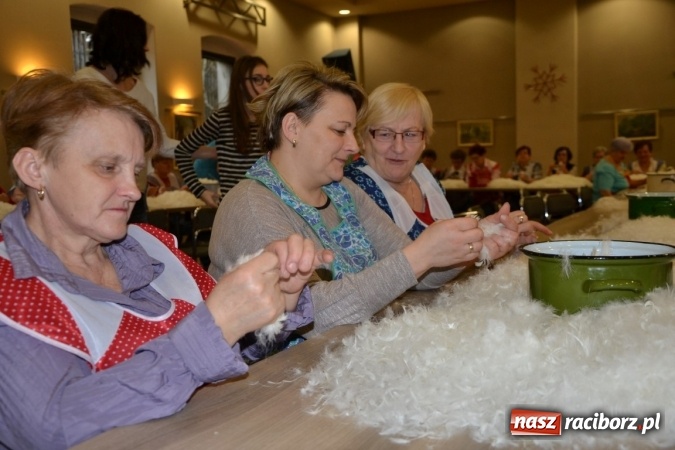 Zdjęcie w galerii na portalu naszraciborz.pl: W Tworkowie zaś furgało piyrze wiadomości z regionu
