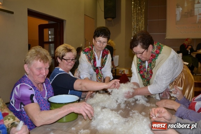 Zdjęcie w galerii na portalu naszraciborz.pl: W Tworkowie zaś furgało piyrze wiadomości z regionu