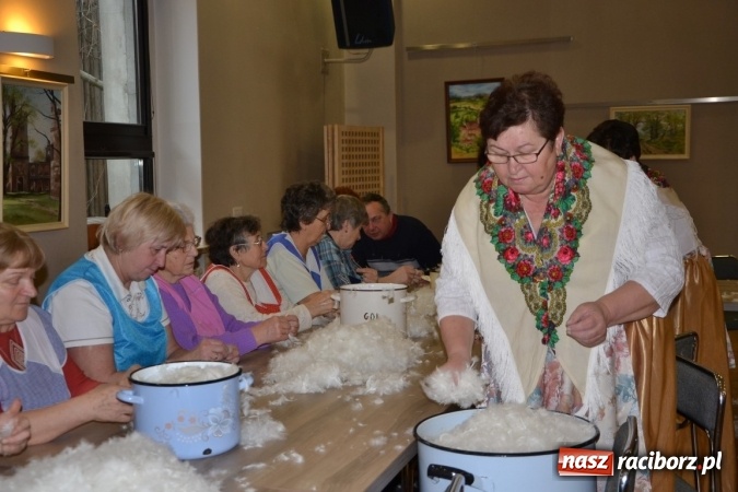 Zdjęcie w galerii na portalu naszraciborz.pl: W Tworkowie zaś furgało piyrze wiadomości z regionu