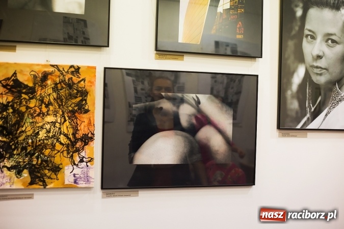 Zdjęcie w galerii na portalu naszraciborz.pl: Wystawa studentek PWSZ w Czarnym Kocie wiadomości z regionu