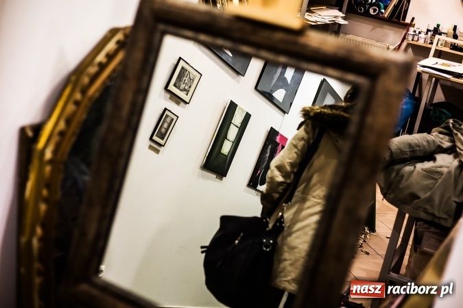 Zdjęcie w galerii na portalu naszraciborz.pl: Wystawa studentek PWSZ w Czarnym Kocie wiadomości z regionu