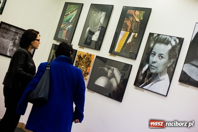 Zdjęcie w galerii na portalu naszraciborz.pl: Wystawa studentek PWSZ w Czarnym Kocie wiadomości z regionu