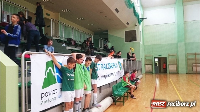 Zdjęcie w galerii na portalu naszraciborz.pl: Zima w Mieście z raciborskim OSiR-em - turniej halowej piłki nożnej  wiadomości z regionu