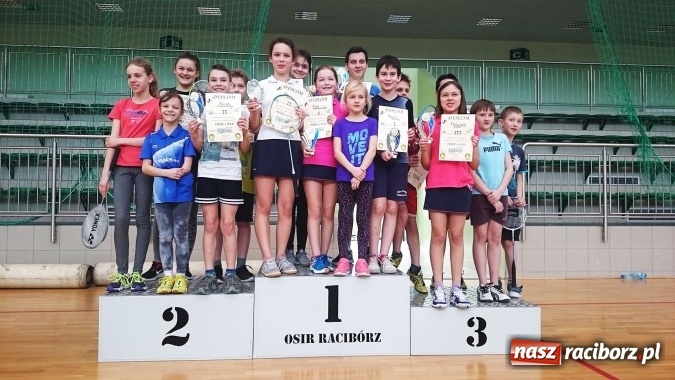 Zdjęcie w galerii na portalu naszraciborz.pl: Aktywne ferie w Arenie Rafako - wczoraj odbył się tam turniej badmintona wiadomości z regionu