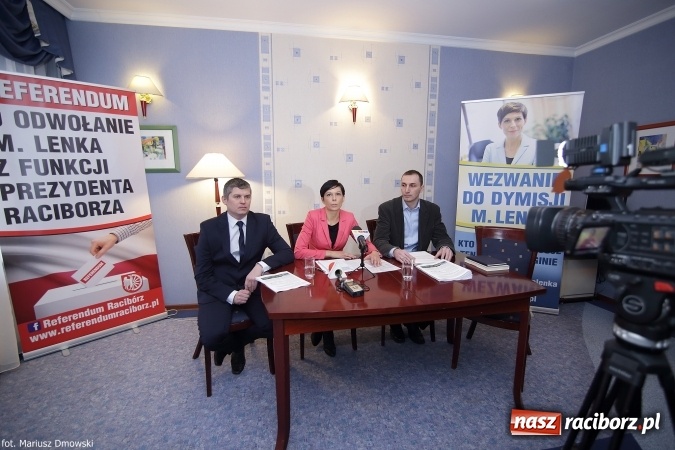 Zdjęcie w galerii na portalu naszraciborz.pl: W Raciborzu może dojść do referendum. Inicjatorzy chcą odwołania prezydenta Mirosława Lenka. Procedura ruszyła wiadomości z regionu