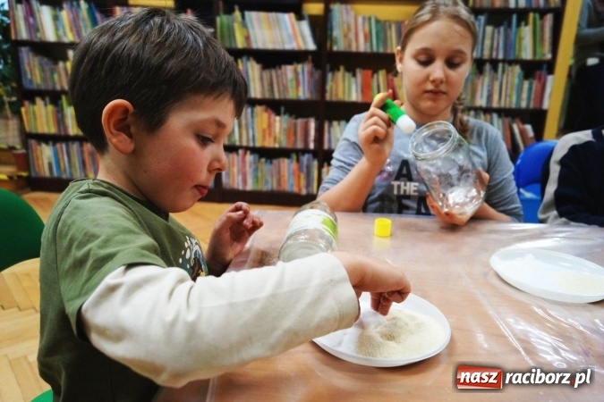 Zdjęcie w galerii na portalu naszraciborz.pl: Ferie w bibliotece w Nędzy pełne atrakcji  wiadomości z regionu