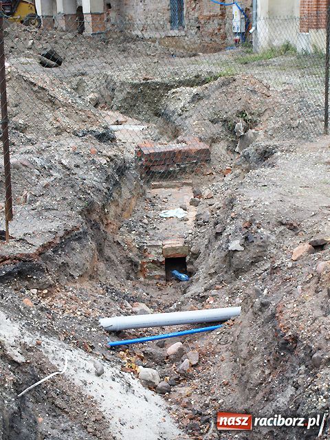 Zdjęcie w galerii na portalu naszraciborz.pl: Zamek odkrywa kolejne TAJEMNICE wiadomości z regionu