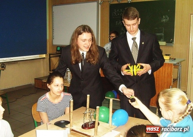 Zdjęcie w galerii na portalu naszraciborz.pl: Ferie z Klubem M-5 - minął pierwszy tydzień p&oacute;łkolonii zimowych wiadomości z regionu