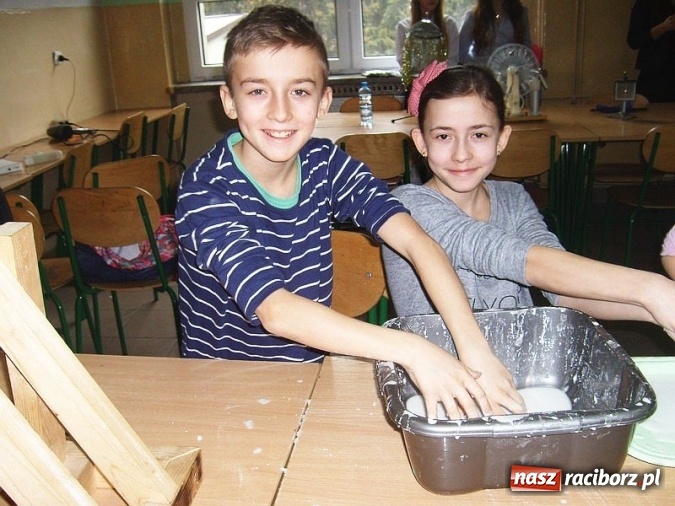 Zdjęcie w galerii na portalu naszraciborz.pl: Ferie z Klubem M-5 - minął pierwszy tydzień p&oacute;łkolonii zimowych wiadomości z regionu