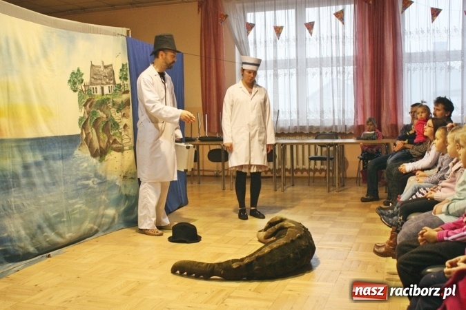 Zdjęcie w galerii na portalu naszraciborz.pl: Doktor Dolittle i przyjaciele odwiedzili dzieci i młodzież w bojanowskim domu kultury wiadomości z regionu