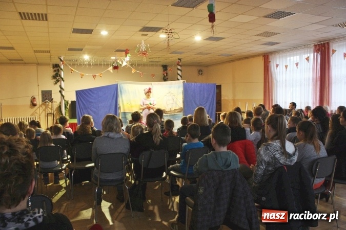 Zdjęcie w galerii na portalu naszraciborz.pl: Doktor Dolittle i przyjaciele odwiedzili dzieci i młodzież w bojanowskim domu kultury wiadomości z regionu