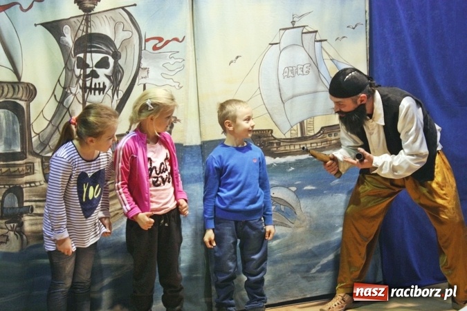 Zdjęcie w galerii na portalu naszraciborz.pl: Doktor Dolittle i przyjaciele odwiedzili dzieci i młodzież w bojanowskim domu kultury wiadomości z regionu