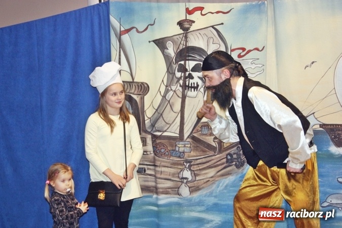 Zdjęcie w galerii na portalu naszraciborz.pl: Doktor Dolittle i przyjaciele odwiedzili dzieci i młodzież w bojanowskim domu kultury wiadomości z regionu