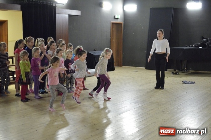 Zdjęcie w galerii na portalu naszraciborz.pl: Warsztaty tańca nowoczesnego w Raciborskim Centrum Kultury wiadomości z regionu