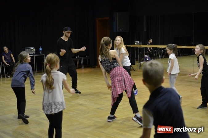 Zdjęcie w galerii na portalu naszraciborz.pl: Warsztaty tańca nowoczesnego w Raciborskim Centrum Kultury wiadomości z regionu