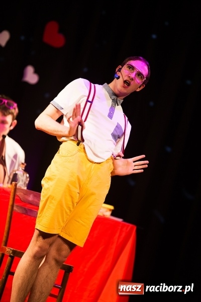 Zdjęcie w galerii na portalu naszraciborz.pl: Historia pewnej miłości w wykonaniu grupy Irrealis wiadomości z regionu