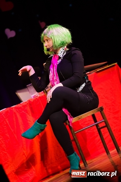 Zdjęcie w galerii na portalu naszraciborz.pl: Historia pewnej miłości w wykonaniu grupy Irrealis wiadomości z regionu