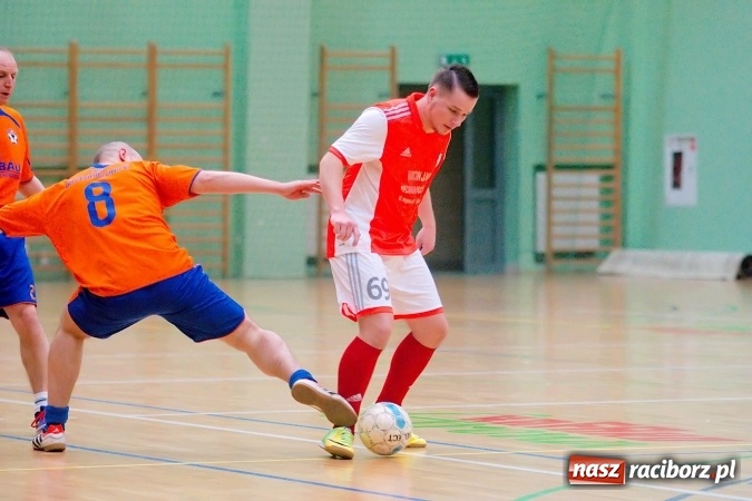 Zdjęcie w galerii na portalu naszraciborz.pl: Ostatnia prosta w rozgrywkach HLPN. Zwycięstwa RS-Bau i Grotransu wiadomości z regionu