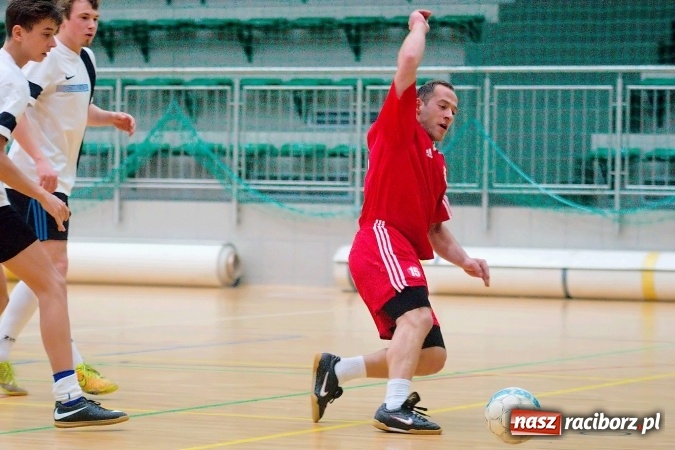 Zdjęcie w galerii na portalu naszraciborz.pl: Ostatnia prosta w rozgrywkach HLPN. Zwycięstwa RS-Bau i Grotransu wiadomości z regionu