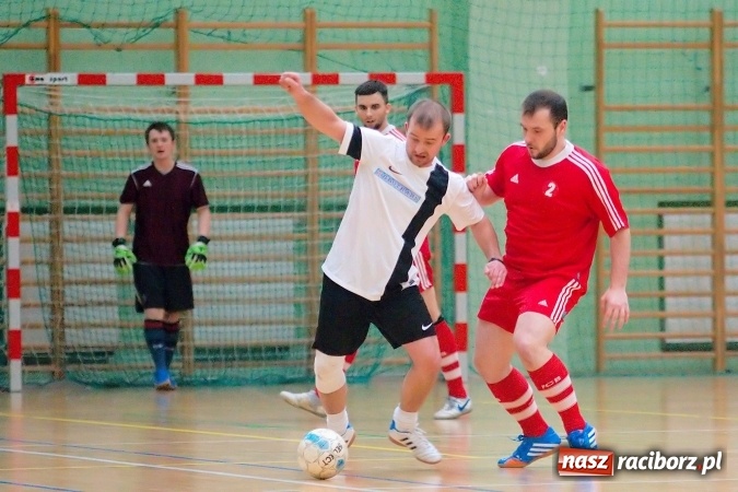 Zdjęcie w galerii na portalu naszraciborz.pl: Ostatnia prosta w rozgrywkach HLPN. Zwycięstwa RS-Bau i Grotransu wiadomości z regionu