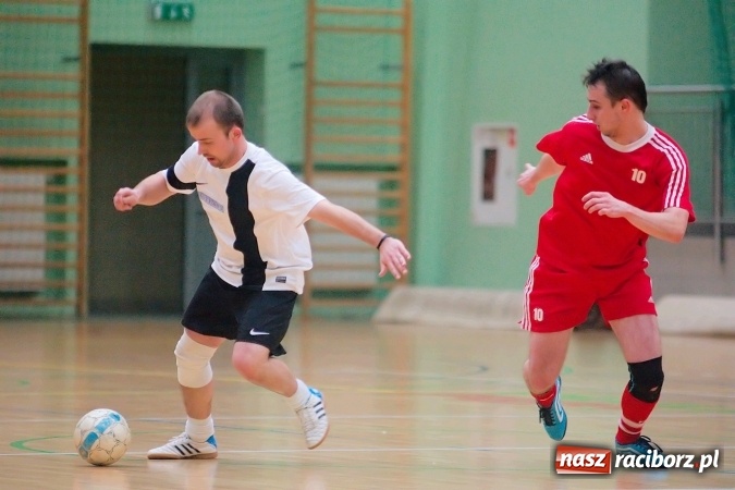 Zdjęcie w galerii na portalu naszraciborz.pl: Ostatnia prosta w rozgrywkach HLPN. Zwycięstwa RS-Bau i Grotransu wiadomości z regionu