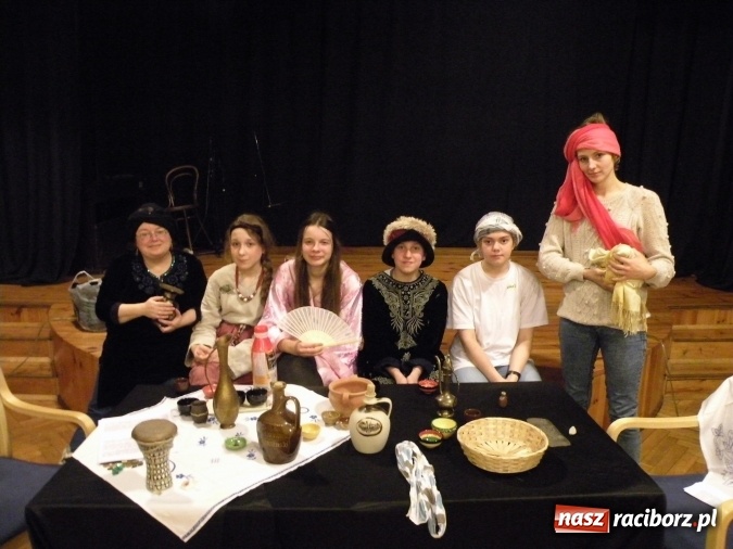 Zdjęcie w galerii na portalu naszraciborz.pl: LARPy w Strzesze. Popuszczono wodze fantazji! wiadomości z regionu