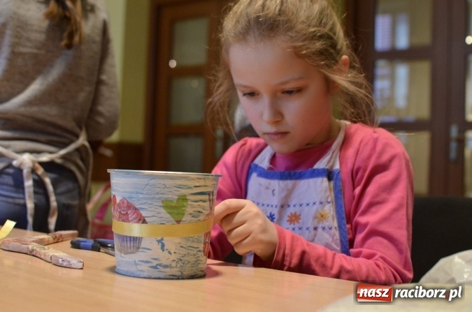 Zdjęcie w galerii na portalu naszraciborz.pl: Decoupage w RCK  wiadomości z regionu