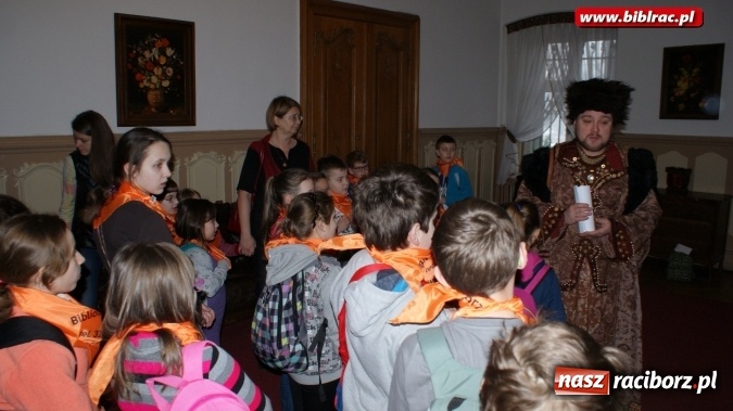 Zdjęcie w galerii na portalu naszraciborz.pl: Ferie raciborskich detektywów. Śledztwo w Mosznej wiadomości z regionu