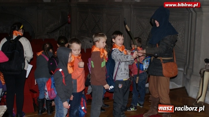 Zdjęcie w galerii na portalu naszraciborz.pl: Ferie raciborskich detektywów. Śledztwo w Mosznej wiadomości z regionu