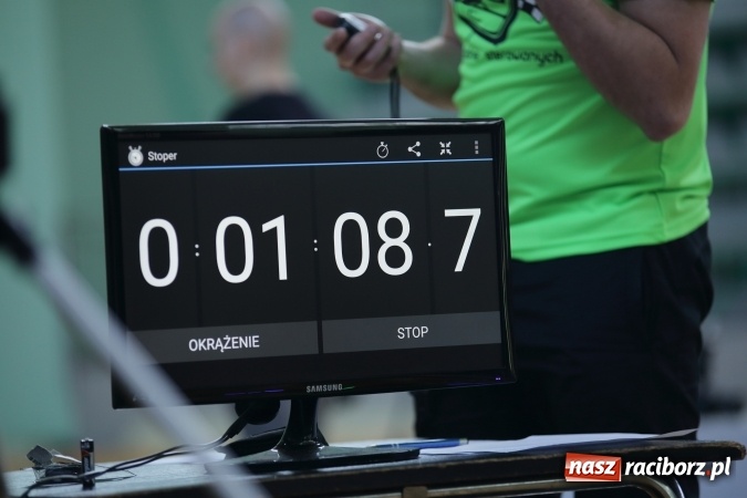 Zdjęcie w galerii na portalu naszraciborz.pl: Arena Rafako torem na wyścigi. I Mistrzostwa Raciborza Aut Zdalnie Sterowanych wiadomości z regionu