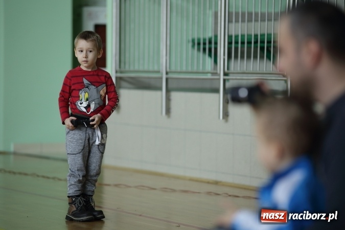 Zdjęcie w galerii na portalu naszraciborz.pl: Arena Rafako torem na wyścigi. I Mistrzostwa Raciborza Aut Zdalnie Sterowanych wiadomości z regionu