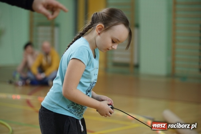 Zdjęcie w galerii na portalu naszraciborz.pl: Arena Rafako torem na wyścigi. I Mistrzostwa Raciborza Aut Zdalnie Sterowanych wiadomości z regionu