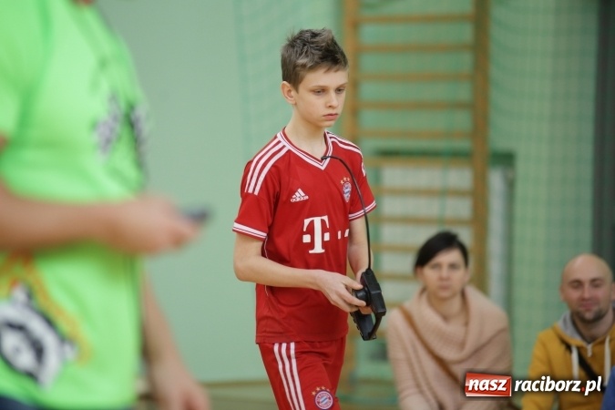 Zdjęcie w galerii na portalu naszraciborz.pl: Arena Rafako torem na wyścigi. I Mistrzostwa Raciborza Aut Zdalnie Sterowanych wiadomości z regionu