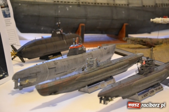 Zdjęcie w galerii na portalu naszraciborz.pl: Modele U-Bootów można już oglądać na Zamku Piastowskim wiadomości z regionu