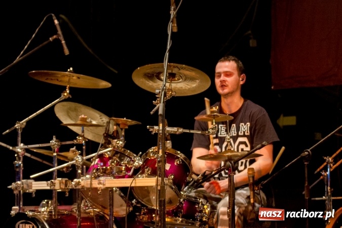 Zdjęcie w galerii na portalu naszraciborz.pl: AlcoholicA i Indignity - mocne brzmienie w Strzesze wiadomości z regionu