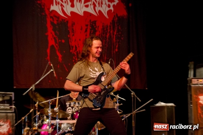 Zdjęcie w galerii na portalu naszraciborz.pl: AlcoholicA i Indignity - mocne brzmienie w Strzesze wiadomości z regionu