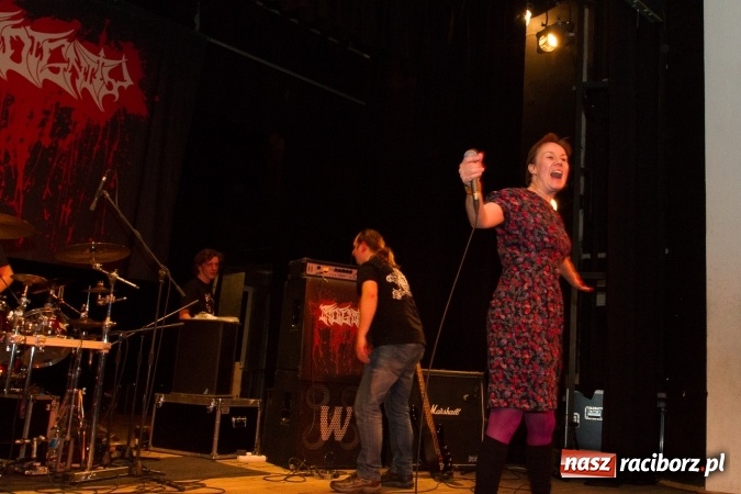 Zdjęcie w galerii na portalu naszraciborz.pl: AlcoholicA i Indignity - mocne brzmienie w Strzesze wiadomości z regionu